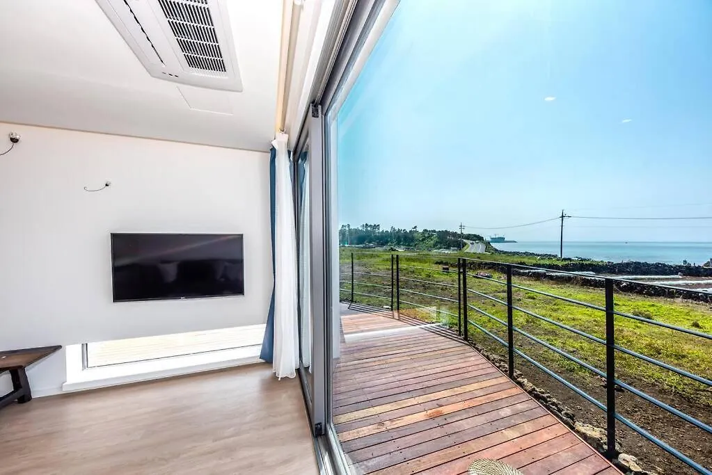 Aewol Sea Town House 20 Villa Jeju 0*,